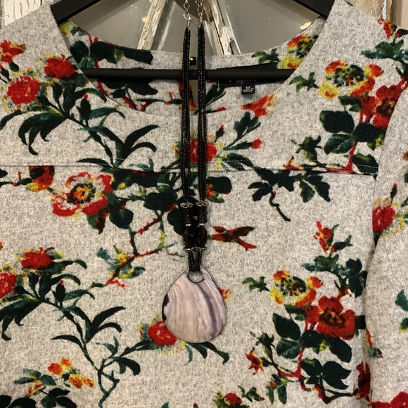 Papillon Medium Fall Dress - Picture 2 of 11